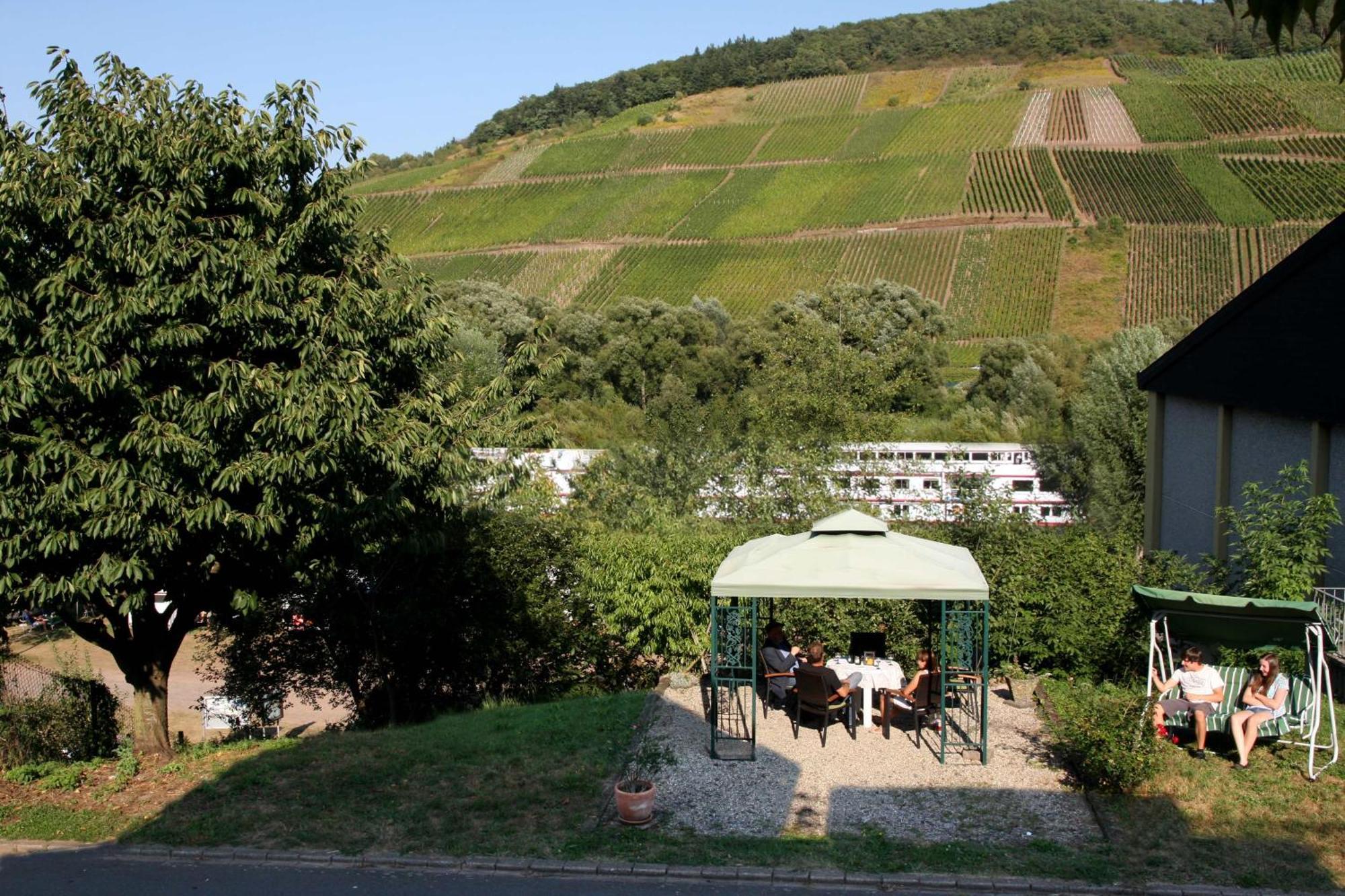 Ferienwohnung „Schwalbennest“ Reil/Mosel Exteriör bild
